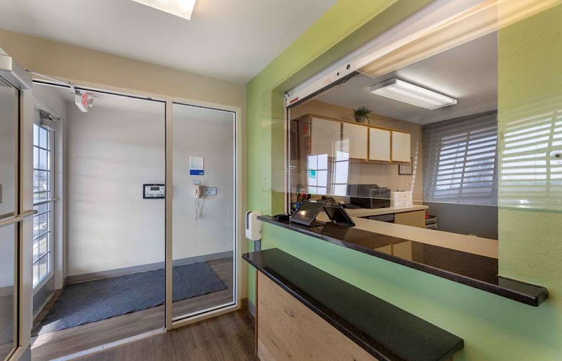 Extended Stay America Select Suites- Cleveland - Avon Cleveland amenities