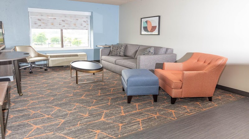 Holiday Inn Cleveland-S Independence by IHG Cleveland amenities