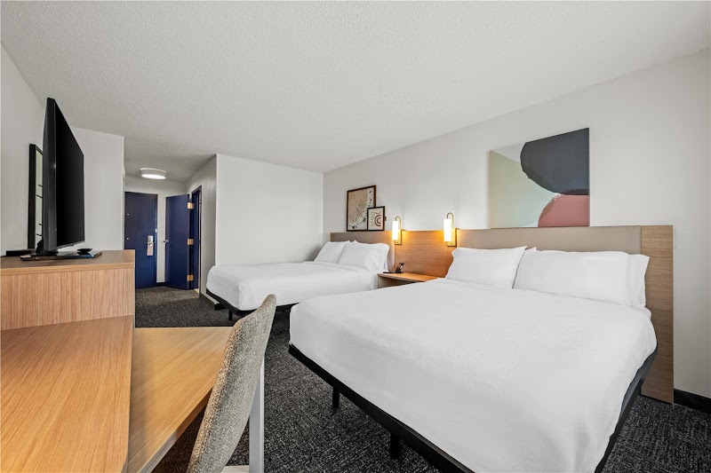 Spark by Hilton Cleveland Beachwood Cleveland amenities