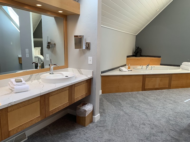 Inn Walden Cleveland room