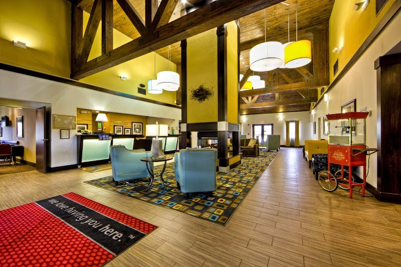 Hampton Inn & Suites Cleveland-Airport/Middleburg Heights Cleveland amenities