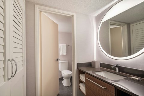 Courtyard by Marriott Cleveland Beachwood Cleveland room