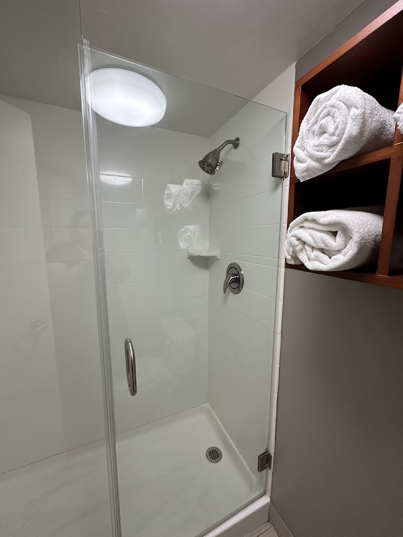 Courtyard by Marriott Cleveland Beachwood Cleveland amenities
