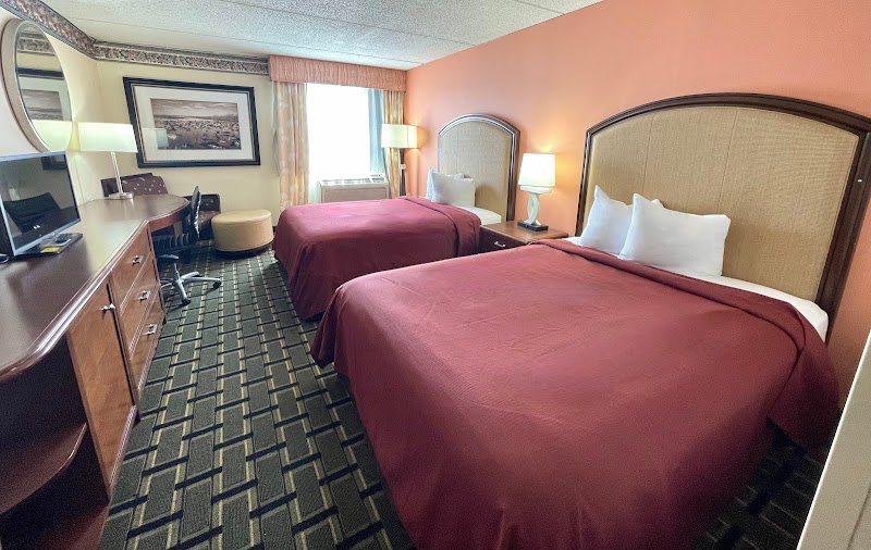 FairBridge Inn & Suites East of Cleveland Cleveland amenities