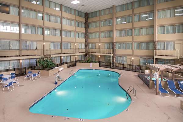 Wyndham Garden Westlake Cleveland amenities