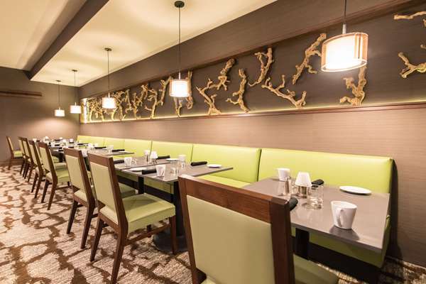 Wyndham Garden Westlake Cleveland amenities