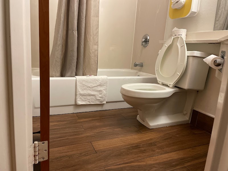 Willow Lodge Extended Stay - Willoughby - Cleveland Cleveland room