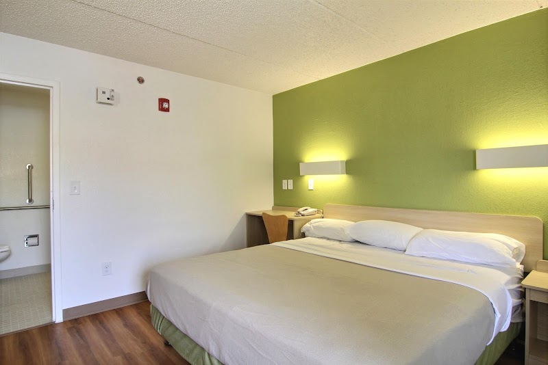 Willow Lodge Extended Stay - Willoughby - Cleveland Cleveland amenities
