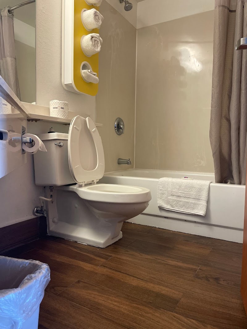 Willow Lodge Extended Stay - Willoughby - Cleveland Cleveland amenities