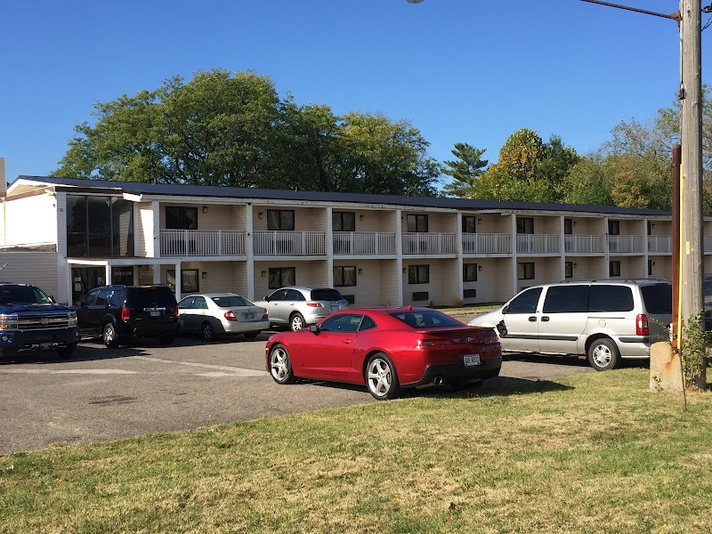 Economy Inn & Suites Cleveland amenities
