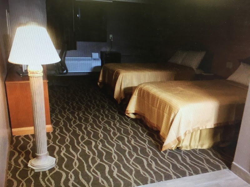 Economy Inn & Suites Cleveland amenities