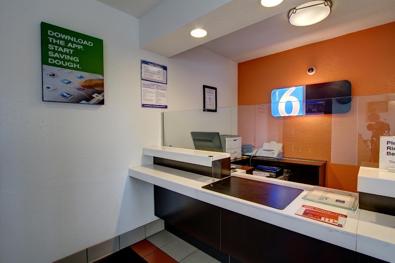 Motel 6 Richfield, OH Cleveland amenities