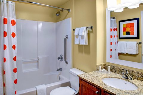 TownePlace Suites by Marriott Cleveland Westlake Cleveland amenities