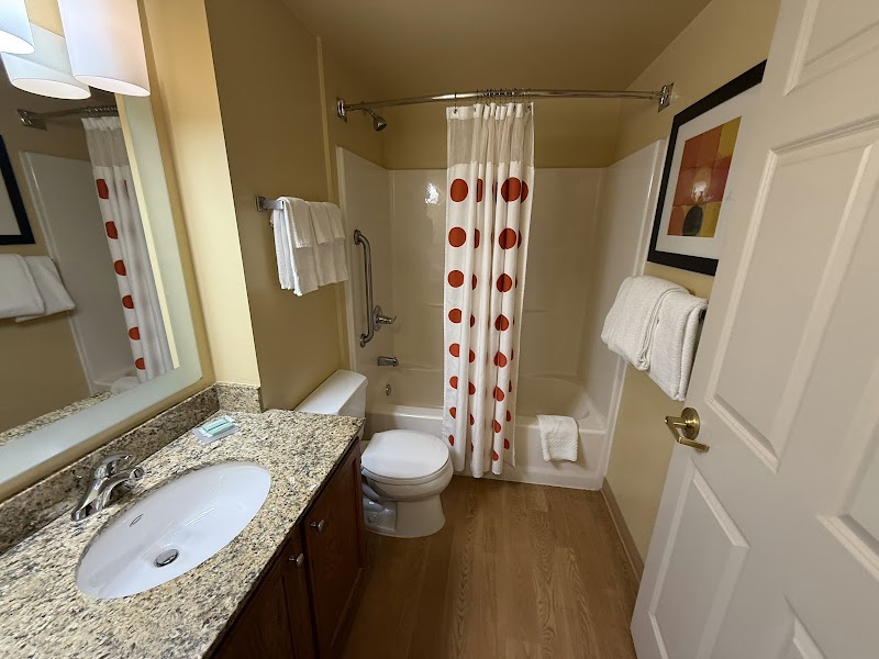TownePlace Suites by Marriott Cleveland Westlake Cleveland amenities