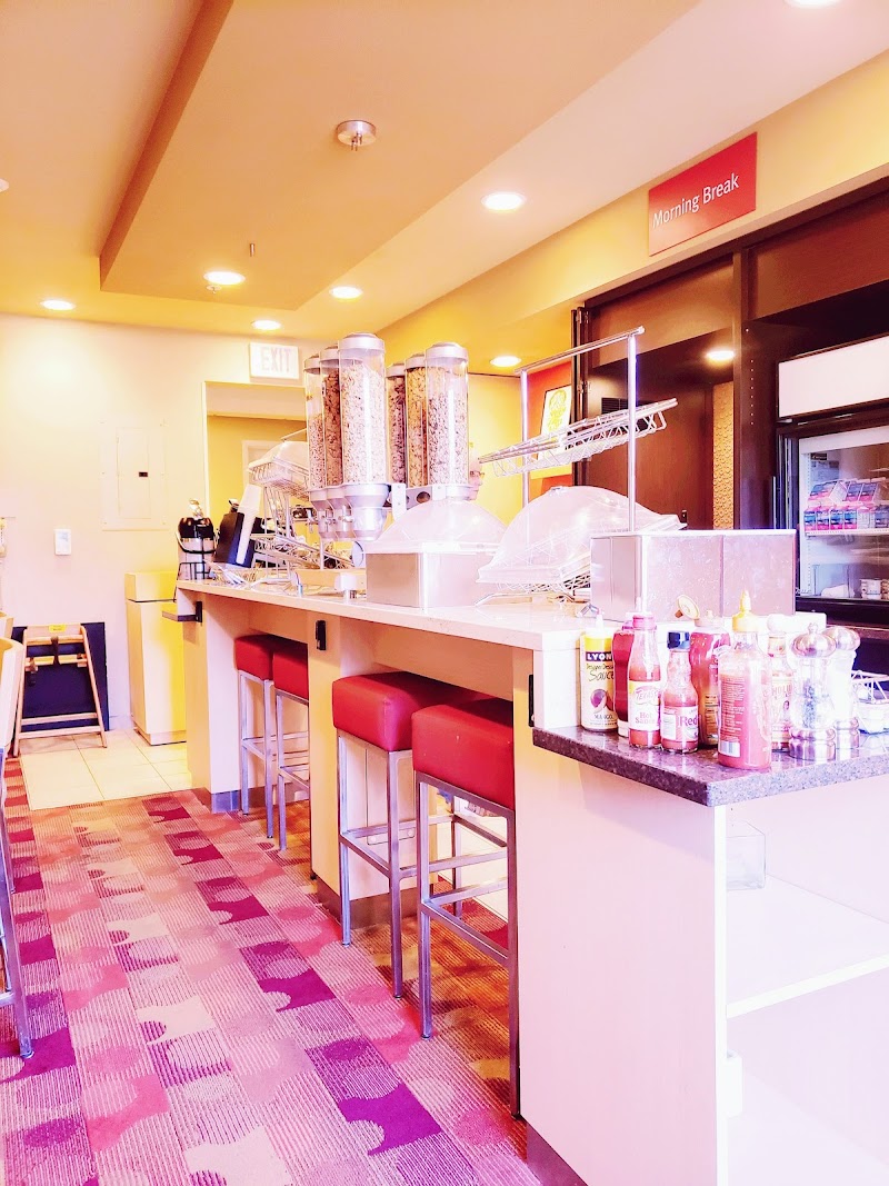 TownePlace Suites by Marriott Cleveland Westlake Cleveland amenities