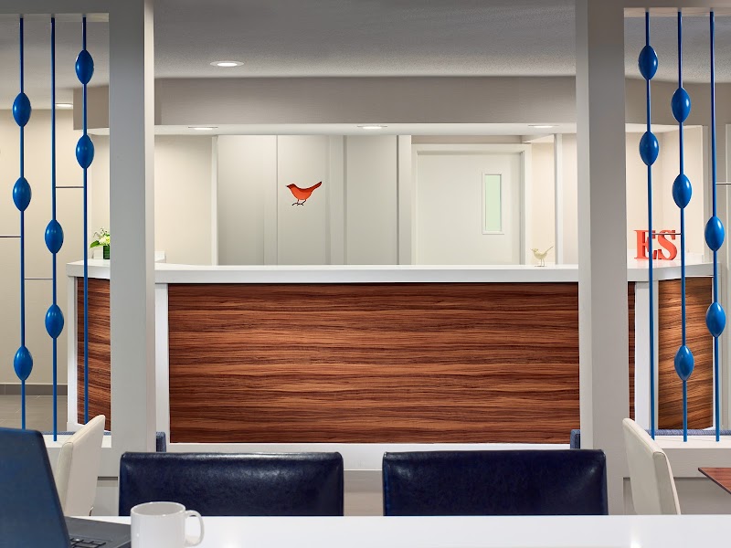 Sonesta Simply Suites Cleveland Airport Cleveland amenities