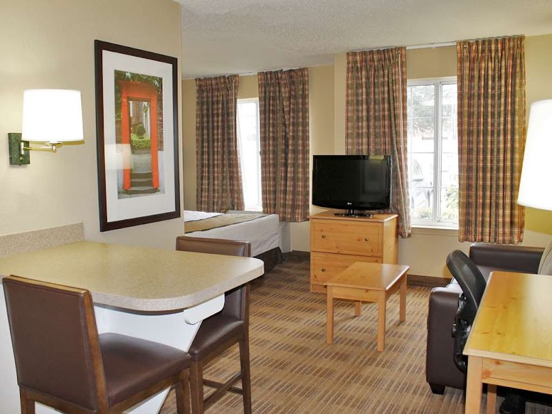 Candlewood Suites Beachwood - Cleveland by IHG Cleveland amenities