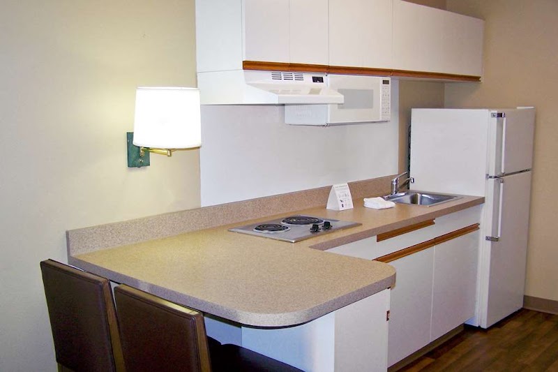 Candlewood Suites Beachwood - Cleveland by IHG Cleveland amenities