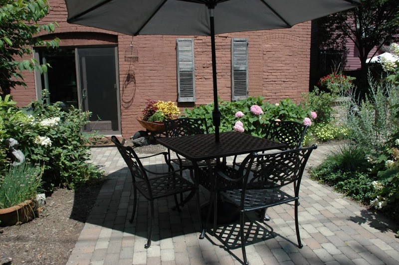 J Palen House Cleveland amenities