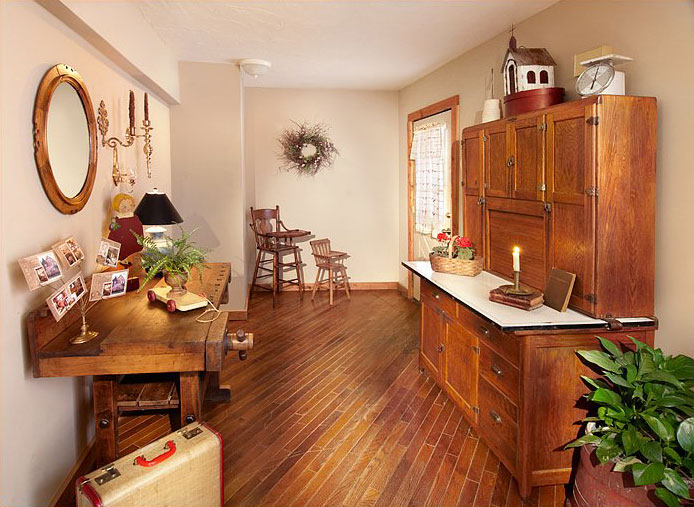 J Palen House Cleveland amenities