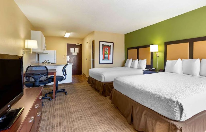 Extended Stay America Suites- Cleveland - Airport - North Olmsted Cleveland lobby