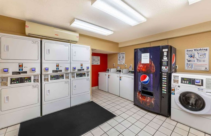 Extended Stay America Suites- Cleveland - Airport - North Olmsted Cleveland amenities