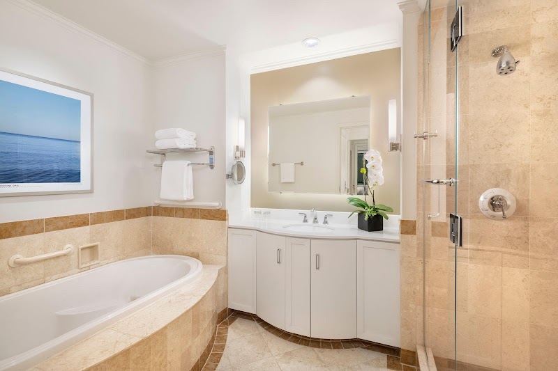 InterContinental Cleveland by IHG Cleveland room