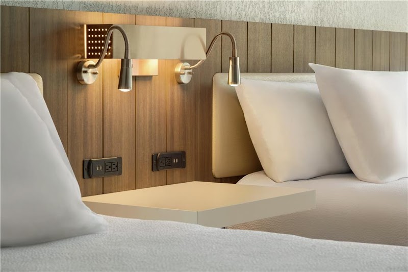 Hilton Garden Inn Cleveland Airport Cleveland amenities