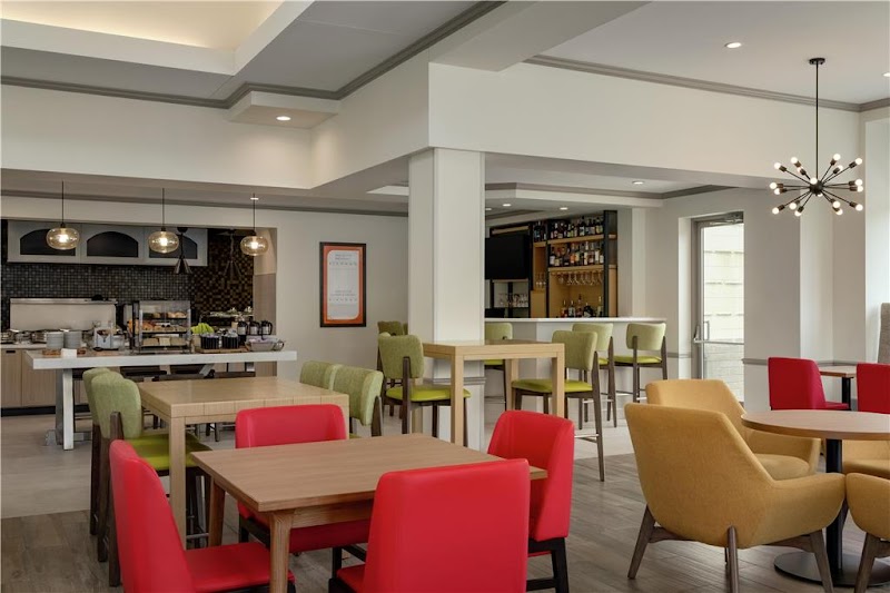 Hilton Garden Inn Cleveland Airport Cleveland amenities