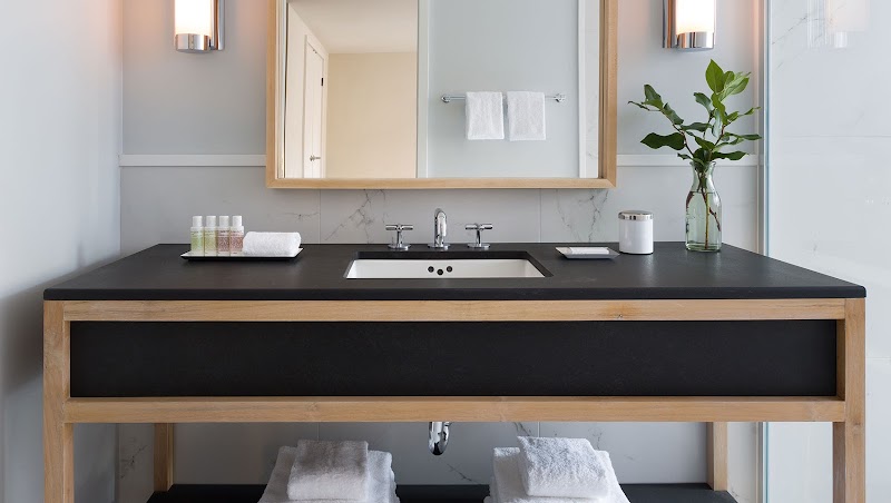 Kimpton Schofield Hotel Cleveland amenities