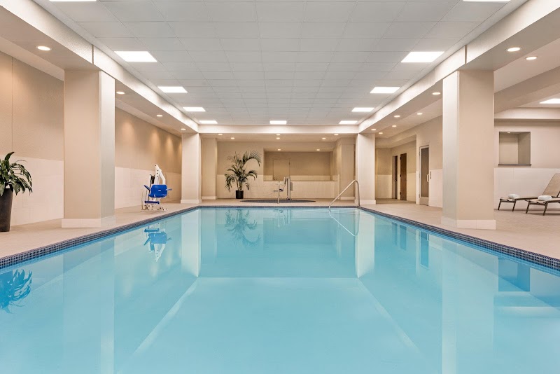Crowne Plaza Cleveland at Playhouse Square by IHG Cleveland room