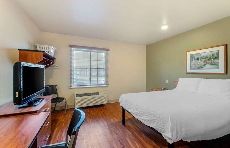 Extended Stay America Select Suites- Cleveland - Mentor Cleveland amenities