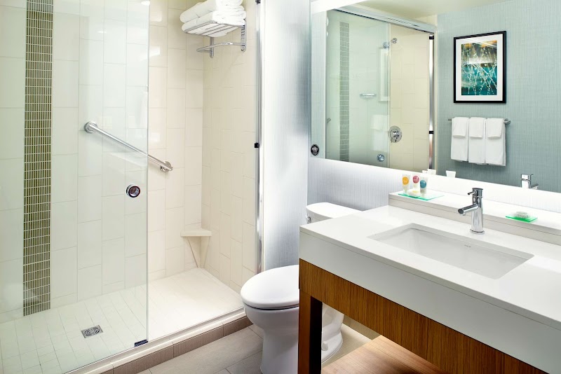 Hyatt Place Cleveland/Lyndhurst/Legacy Village Cleveland amenities