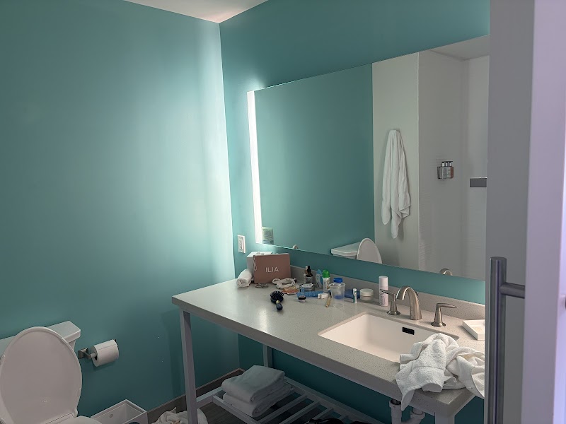 The Orbit Hotel, Trademark Collection by Wyndham Cleveland room