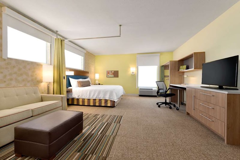 Home2 Suites by Hilton Cleveland Beachwood Cleveland lobby