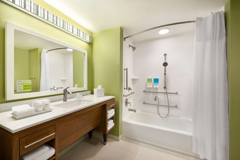Home2 Suites by Hilton Cleveland Beachwood Cleveland amenities