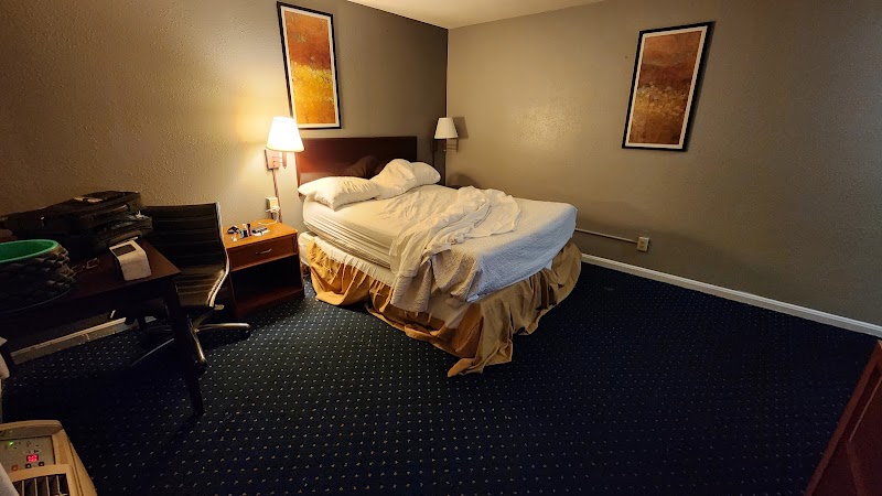 Days Inn by Wyndham Cleveland Lakewood Cleveland lobby
