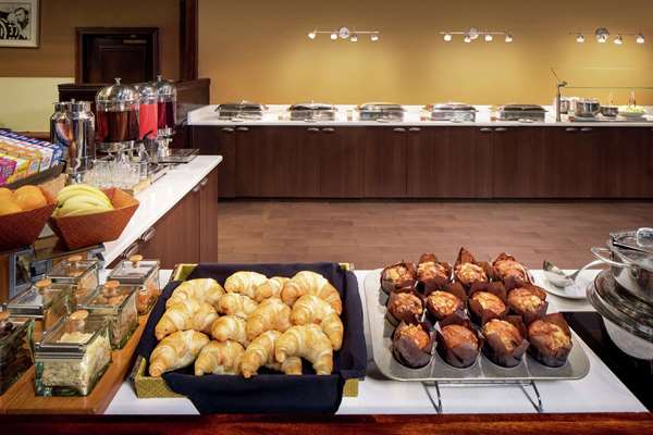 Wyndham Independence Cleveland amenities