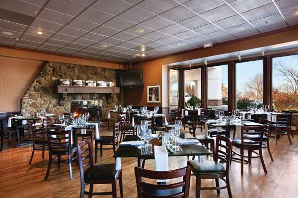 Wyndham Independence Cleveland amenities