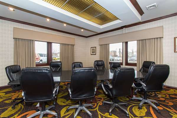 Wyndham Independence Cleveland amenities