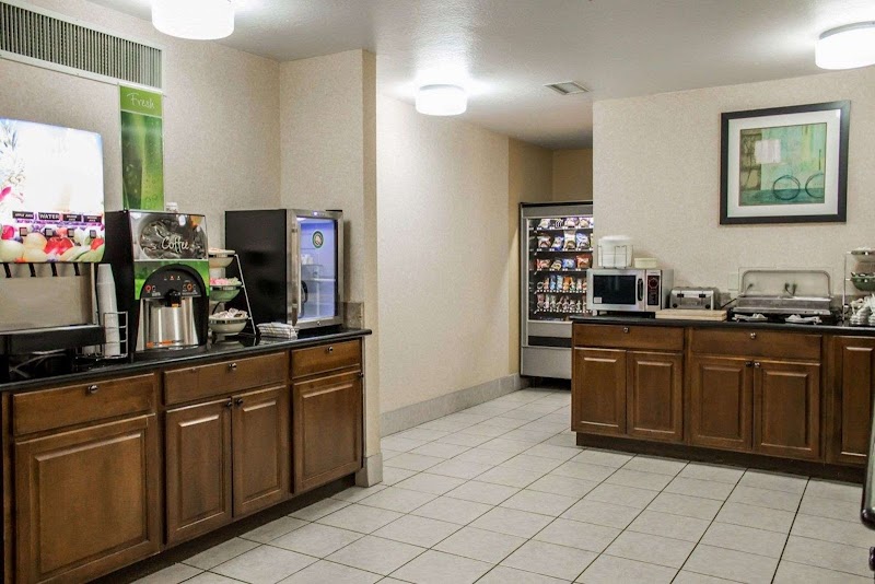 Quality Inn Brunswick Cleveland South Cleveland amenities