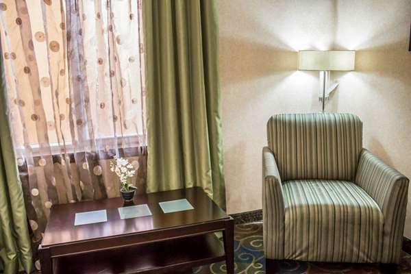 Quality Inn Brunswick Cleveland South Cleveland amenities
