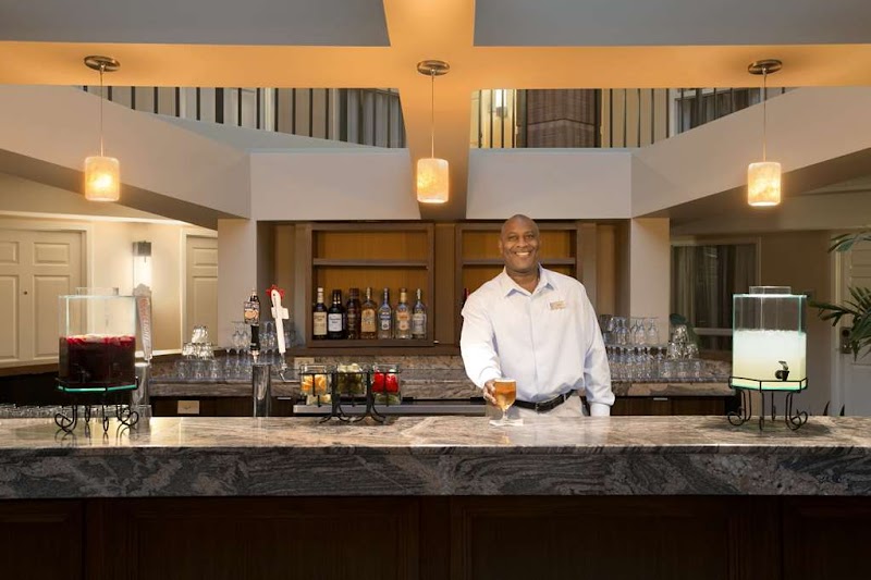 Embassy Suites by Hilton Cleveland Beachwood Cleveland amenities