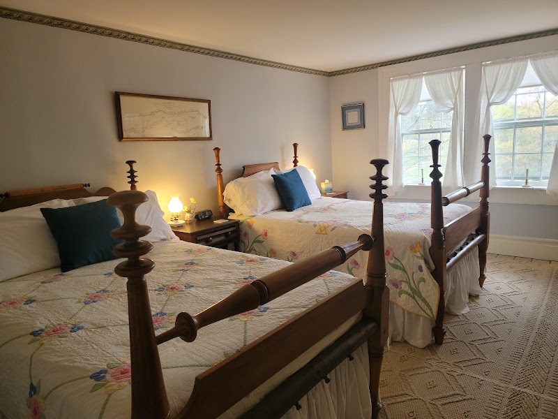 The Inn at Brandywine Falls Cleveland amenities