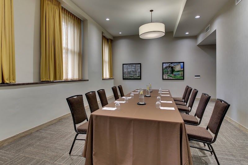 Drury Plaza Hotel Cleveland Downtown Cleveland amenities