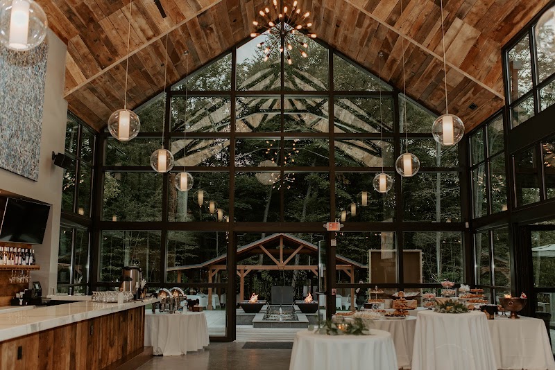 Sapphire Creek Winery & Gardens Cleveland atmosphere