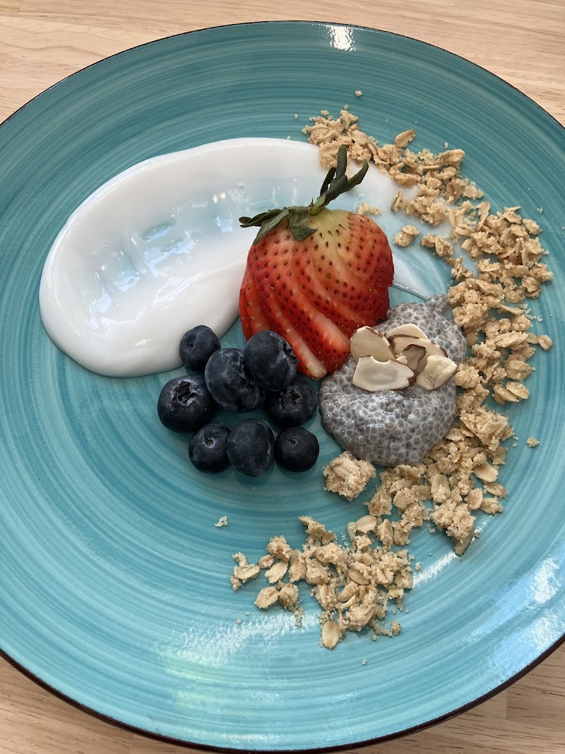 Nourish Wellness Cafe Cleveland atmosphere