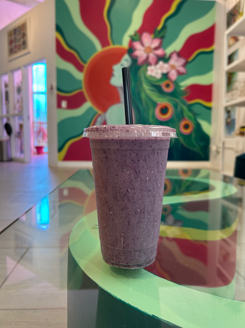 Nourish Wellness Cafe Cleveland atmosphere