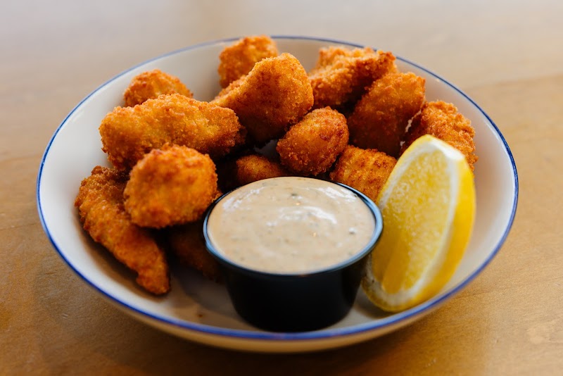 Red's Lakehouse Cleveland food