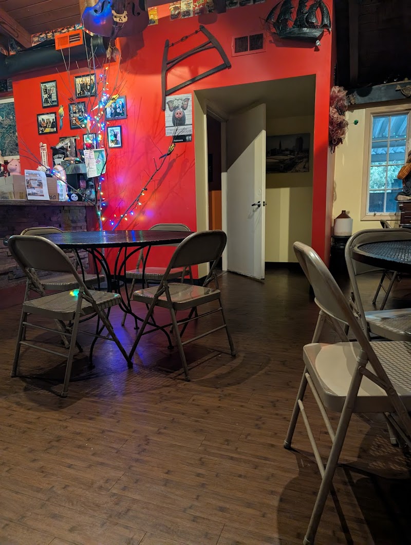 Ol'chefskis BBQ Cleveland atmosphere